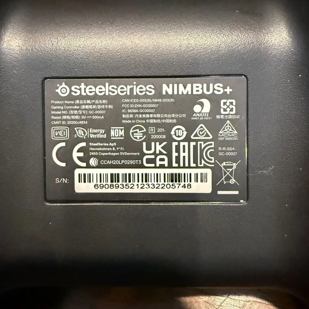 SteelSeries Nimbus+ Wireless Gaming Controller Black Apple Arcade iOS GC-00007